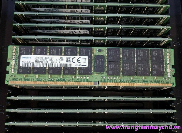 Модуль памяти Samsung M393AAG40M32-CAE 128Gb D4 3200 RDIMM ECC