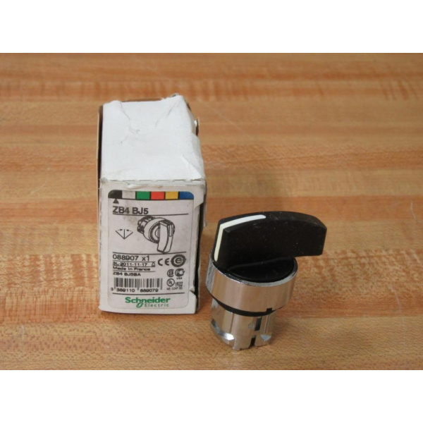 Коммутатор Ethernet Schneider Electric ZB4BJ5