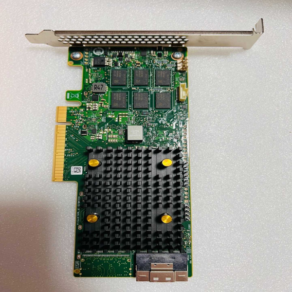 RAID-контроллер Broadcom 0231AG62
